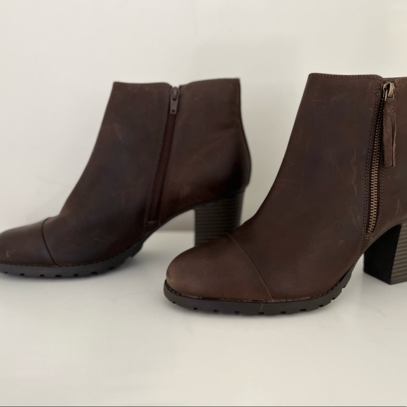 Clarks Verona Trish Taupe Leather Womens - Picture 6 of 8